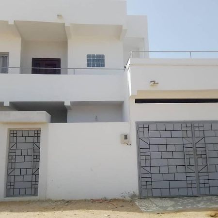Villa Diambars Sali Tapé 외부 사진